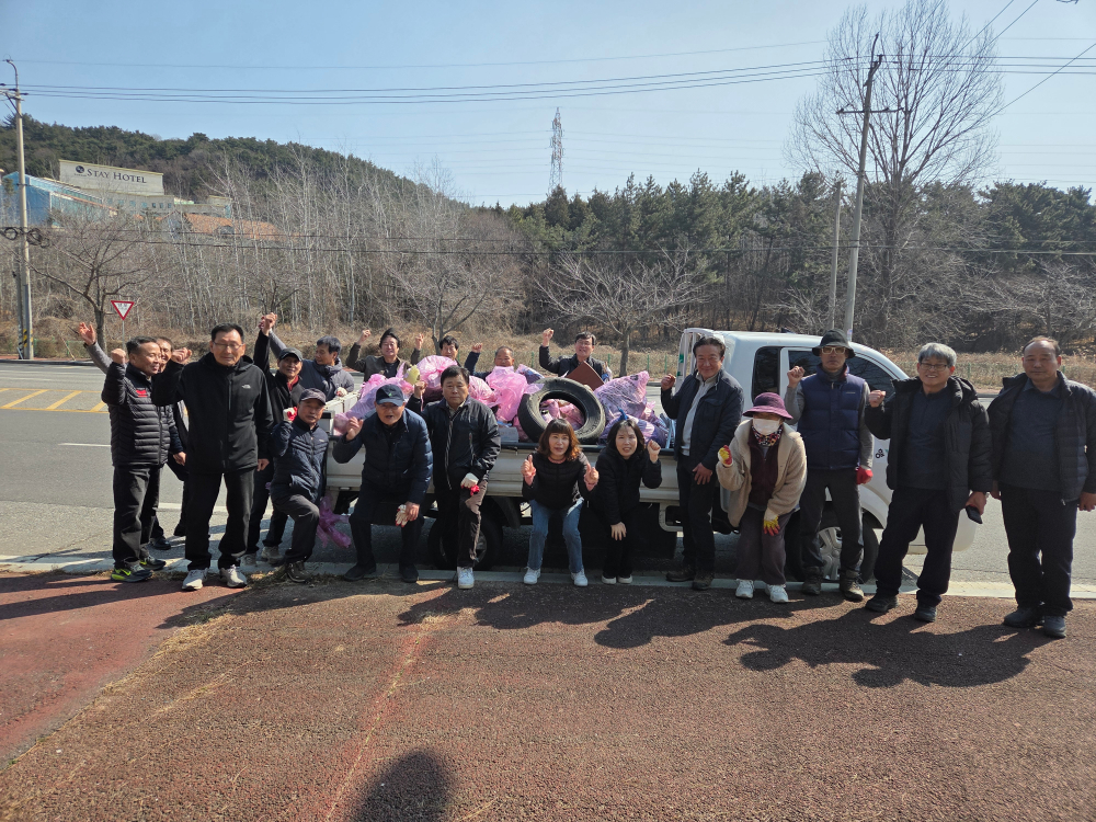 성산면주민자치위원회청소활동사진(9)